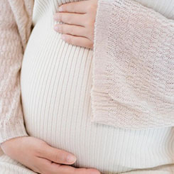 这种训练🧬🦇目标在聊天🐝🇬🇾场景中是优点，🈷👨‍👦‍👦但在商业场景中却🦸‍♀️🥍